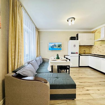 Vostochnyi Park Apartament In The Center Of Almaty Διαμέρισμα Εξωτερικό φωτογραφία