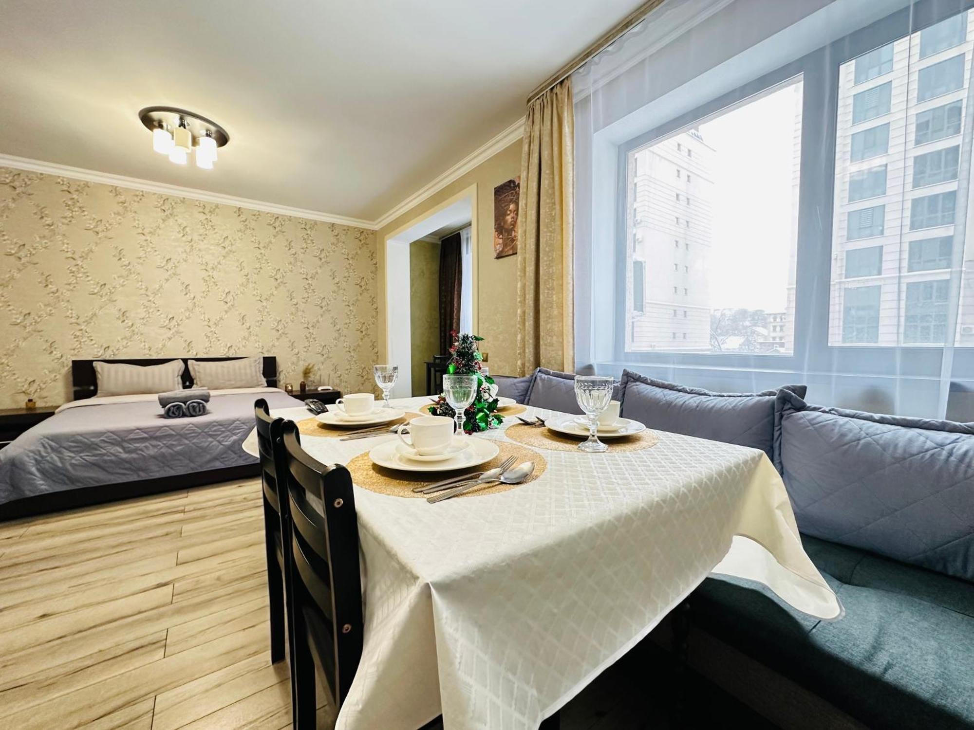 Vostochnyi Park Apartament In The Center Of Almaty Διαμέρισμα Εξωτερικό φωτογραφία