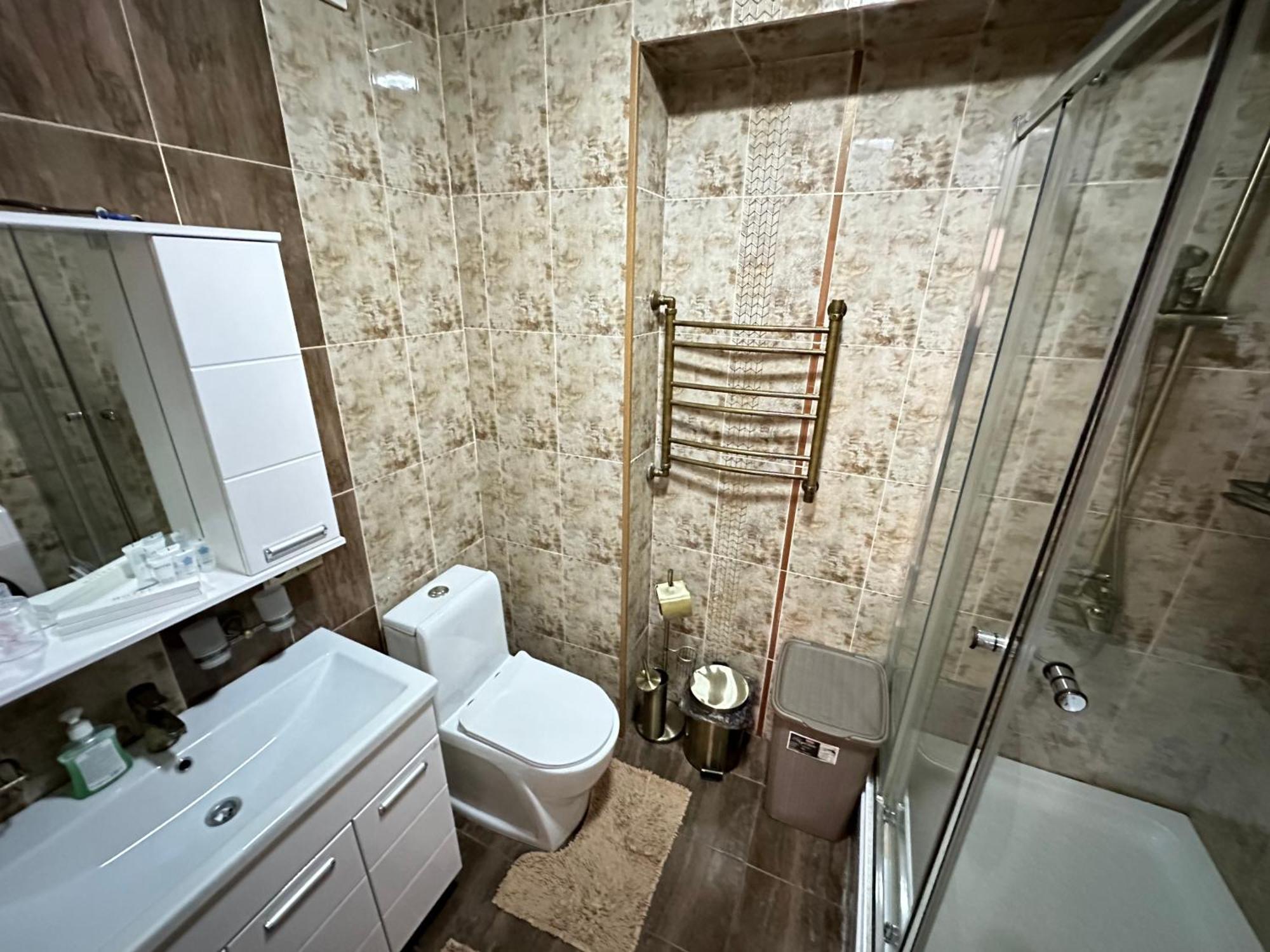 Vostochnyi Park Apartament In The Center Of Almaty Διαμέρισμα Εξωτερικό φωτογραφία