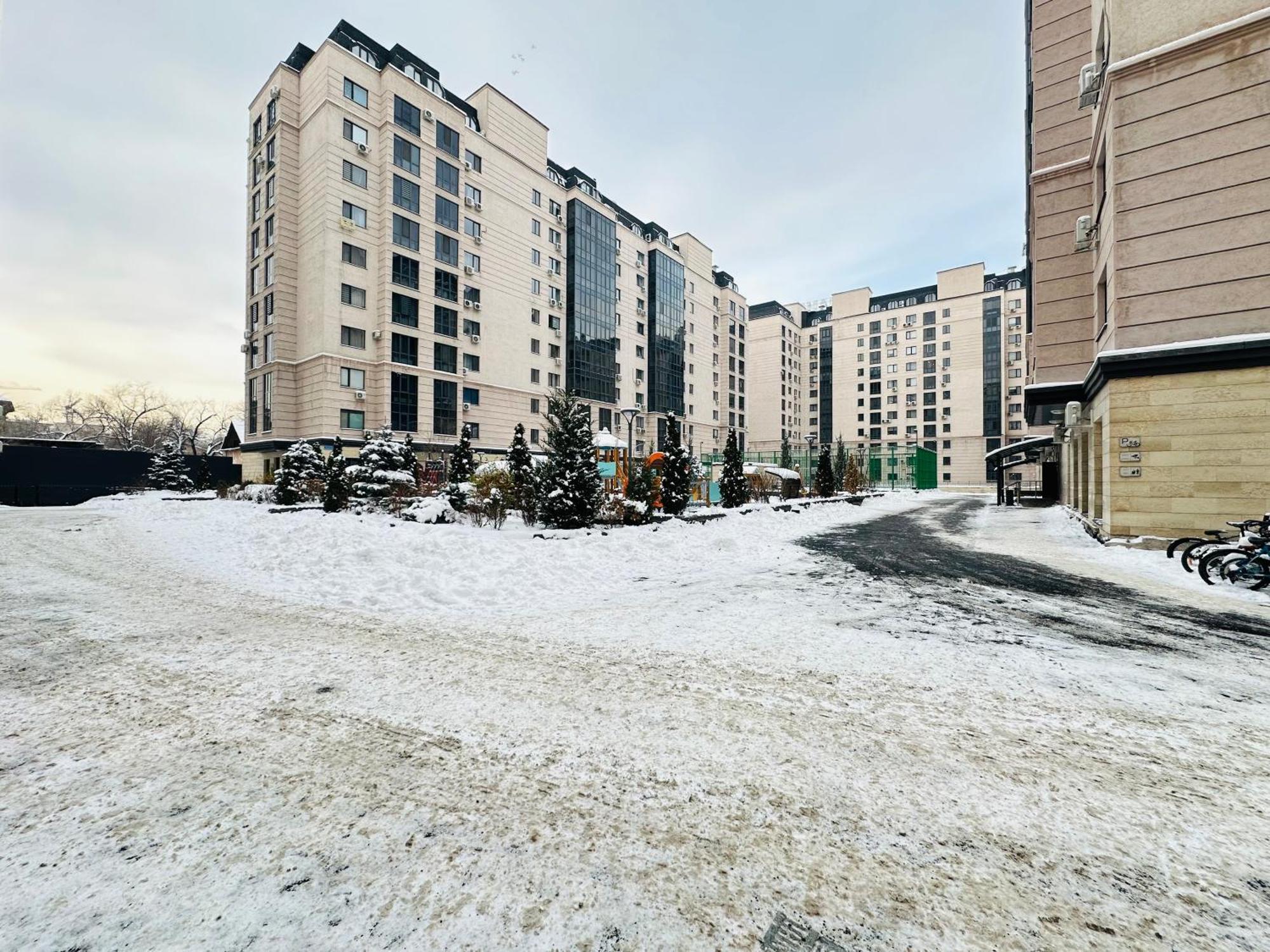 Vostochnyi Park Apartament In The Center Of Almaty Διαμέρισμα Εξωτερικό φωτογραφία