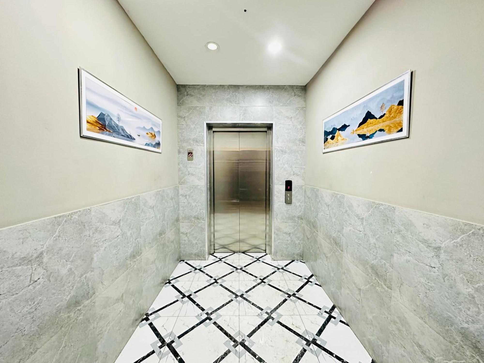 Vostochnyi Park Apartament In The Center Of Almaty Διαμέρισμα Εξωτερικό φωτογραφία
