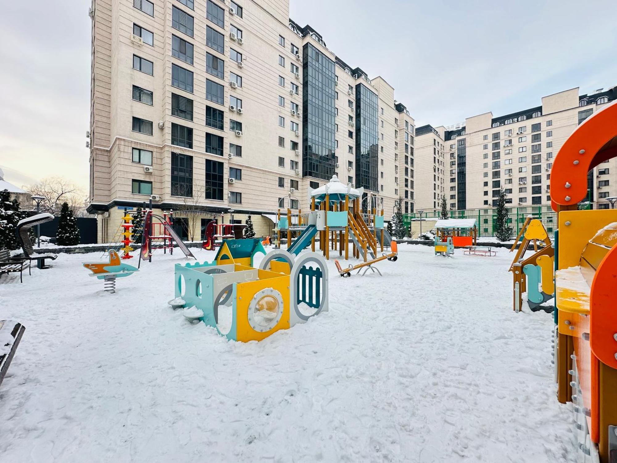 Vostochnyi Park Apartament In The Center Of Almaty Διαμέρισμα Εξωτερικό φωτογραφία